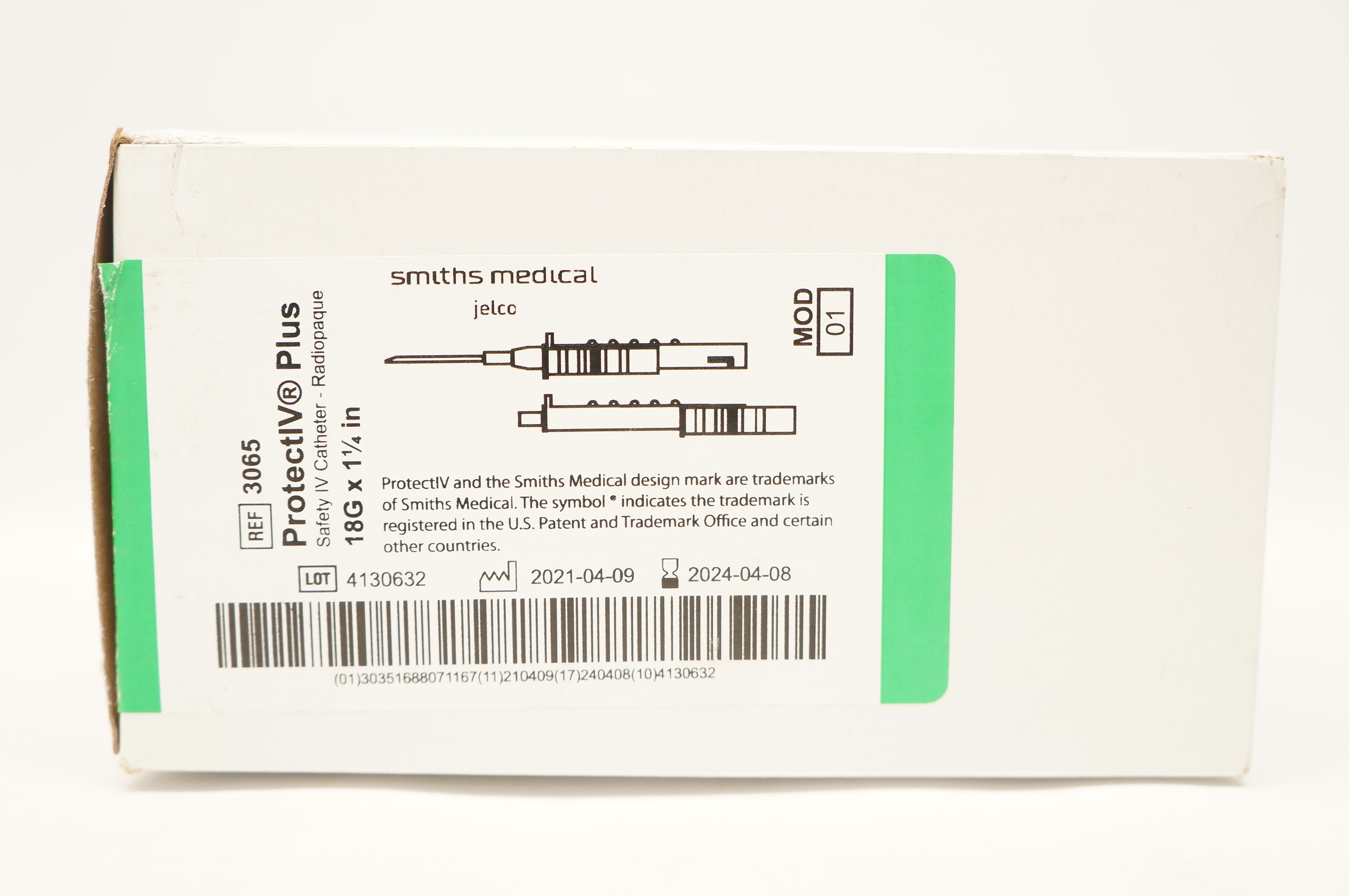 Smiths Medical 3065 ProtectIV Plus Safety IV Cath. 18G x 1-1/4inch - Box of 50