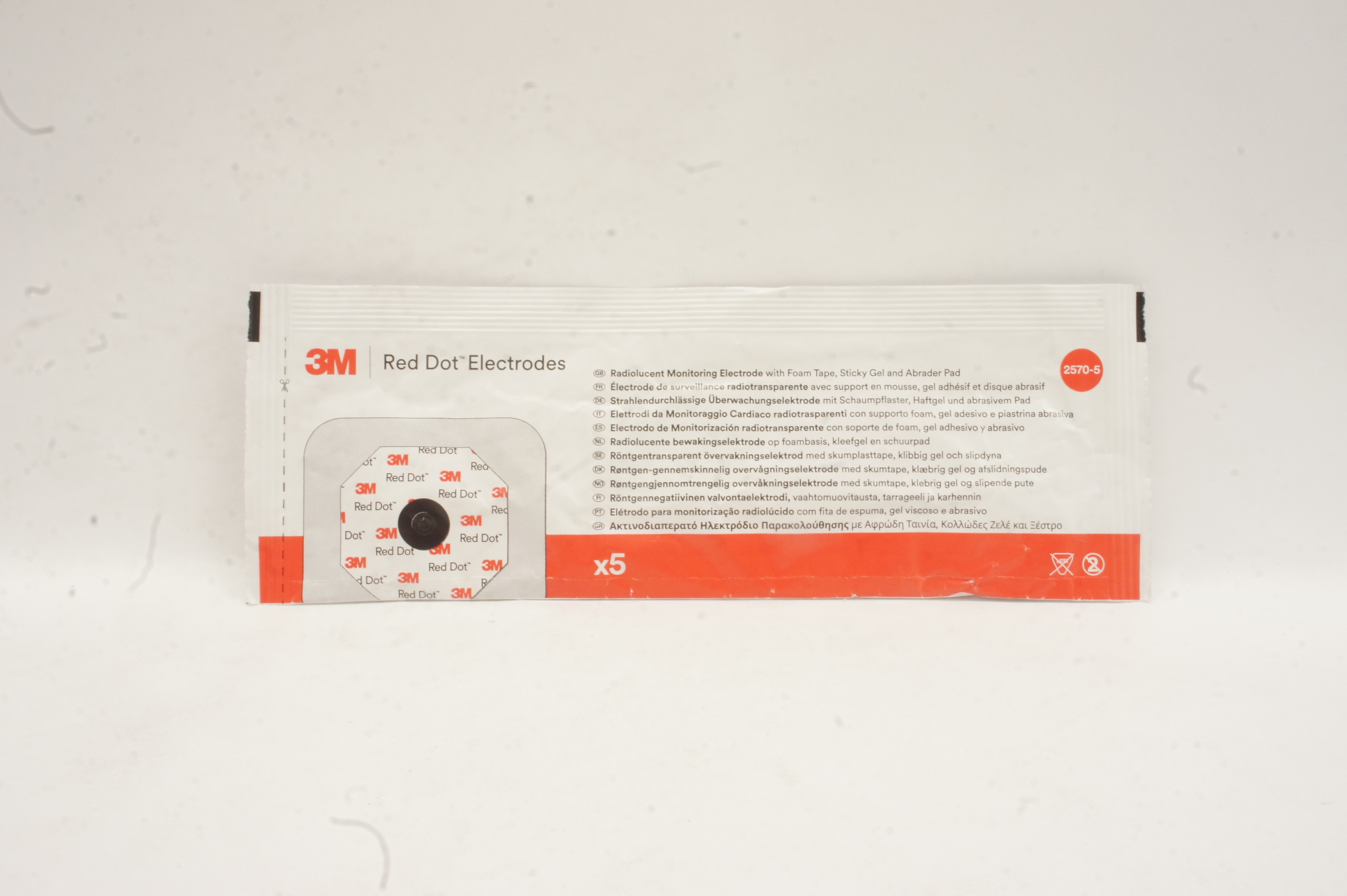 3M 2570-5 Radiolucent Monitoring Electrode Foam Tape Abrader Pad (x) - Pack of 5