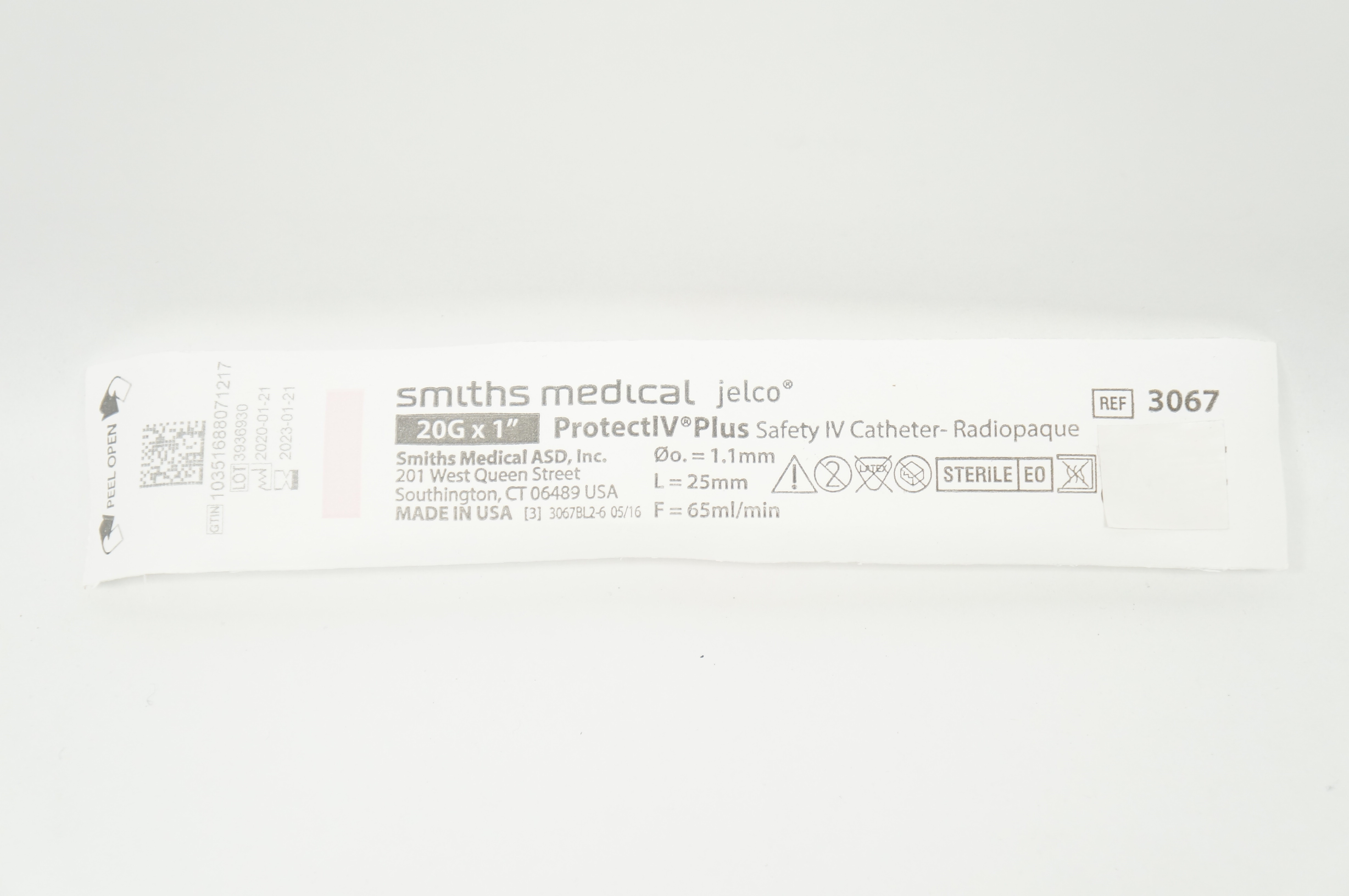 Smiths Medical 3067 Protect IV Plus Safety Cath. Radiopaque 20G x 1inch