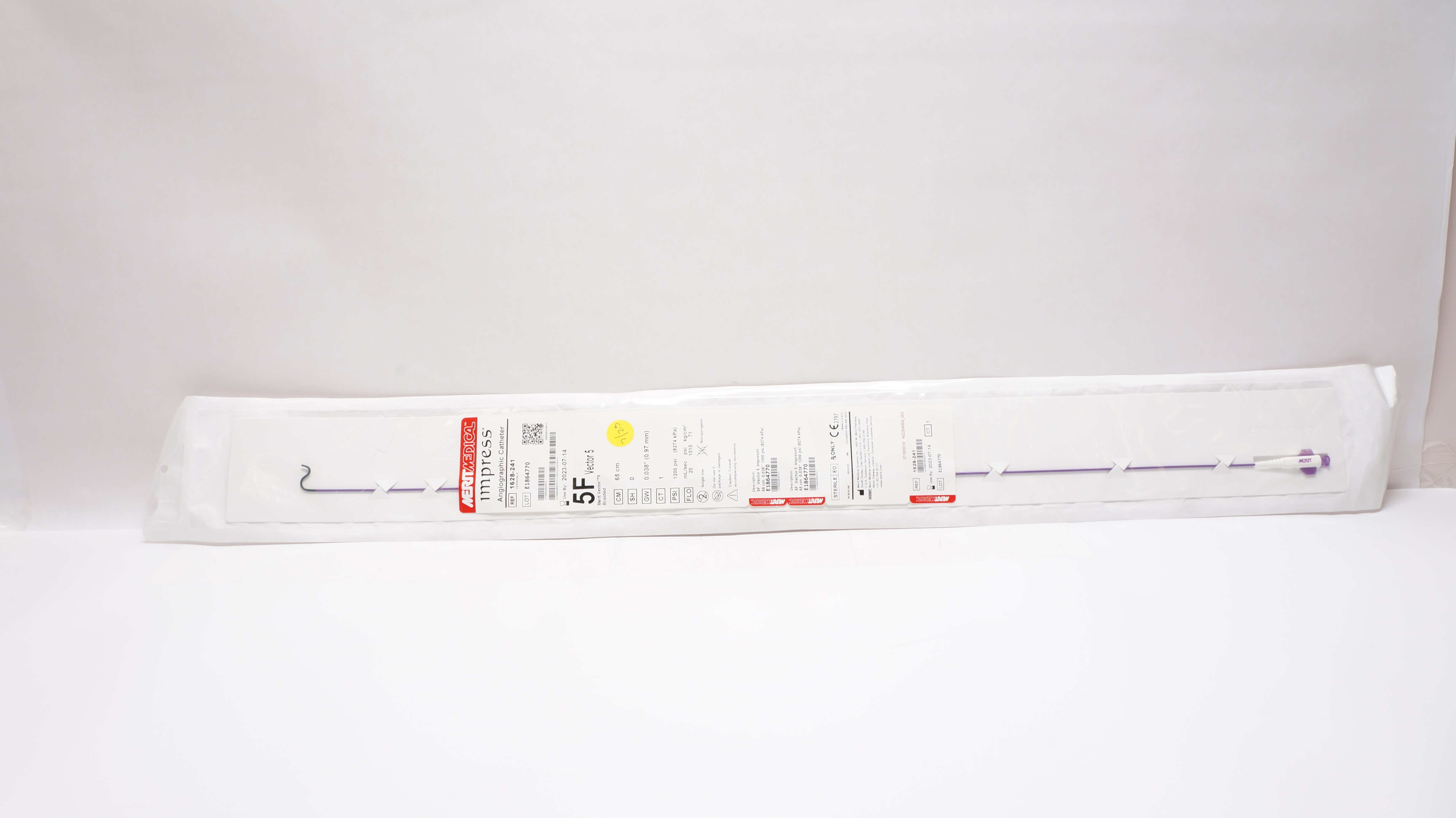 Merit Medical 1628-241 Impress Angiographic Cath. 5F x 65cm x 0.038inch (x)