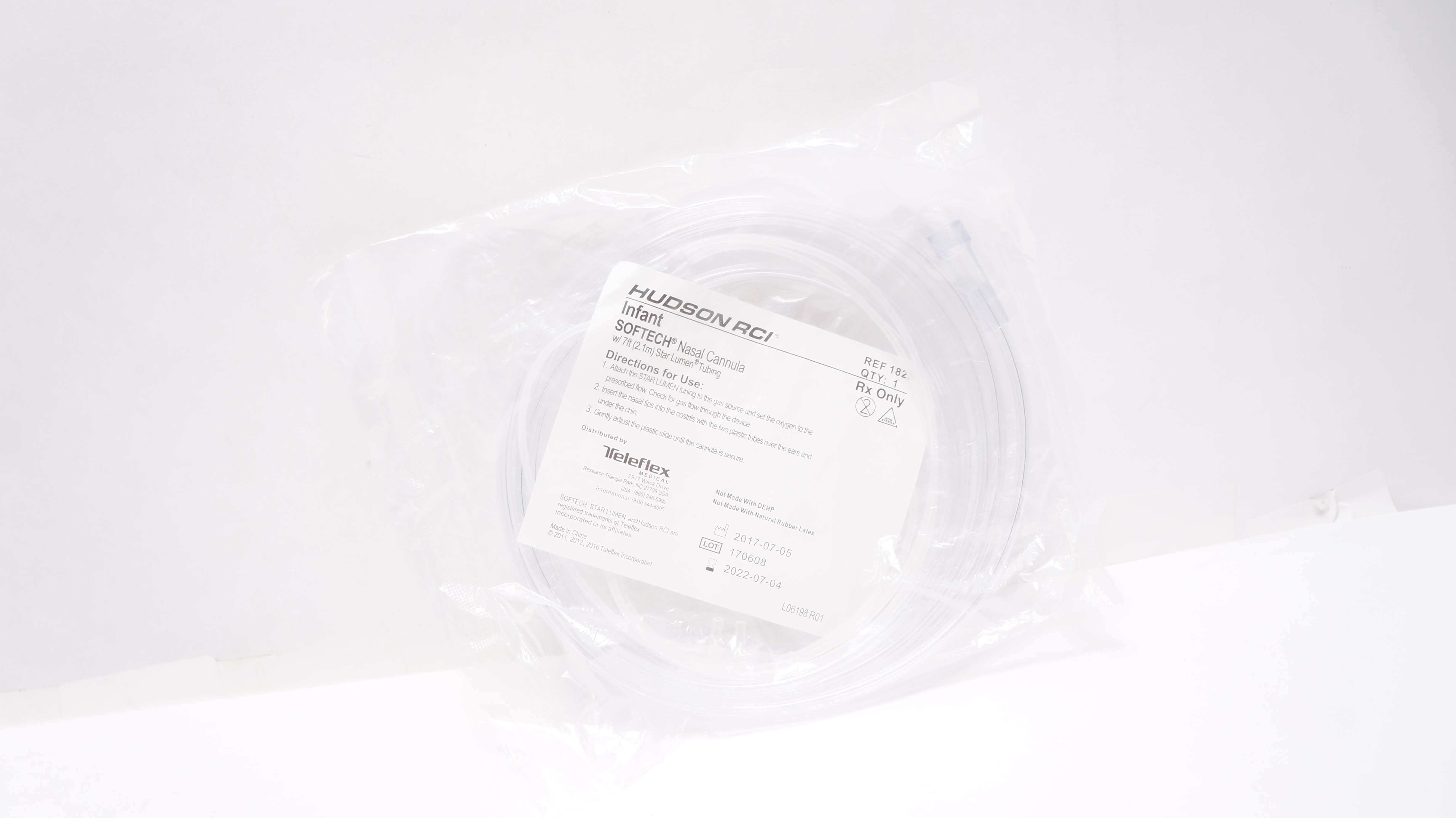 Teleflex 1828 Hudson RCI Infant Softech Nasal Cannula w/Star Lumen Tubing 7ft(x)