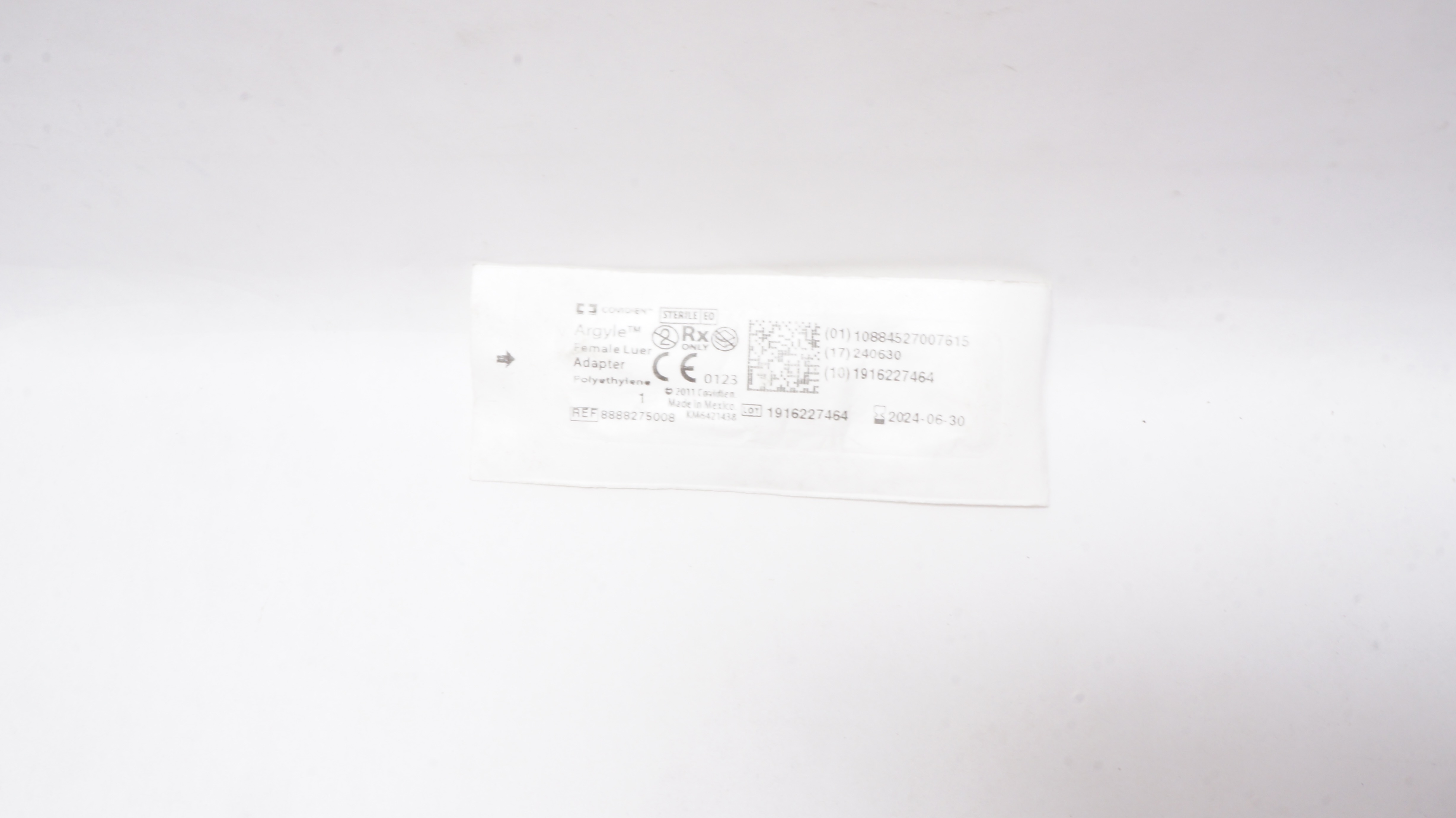 Covidien 8888275008 Argyle Female Luer Adapter Polyethylene