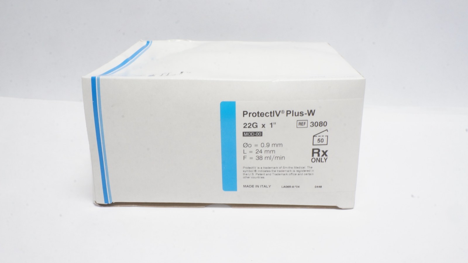 Smiths Medical 3080 ProtectIV Plus-W 22G x 1" IV Catheter - box of 50