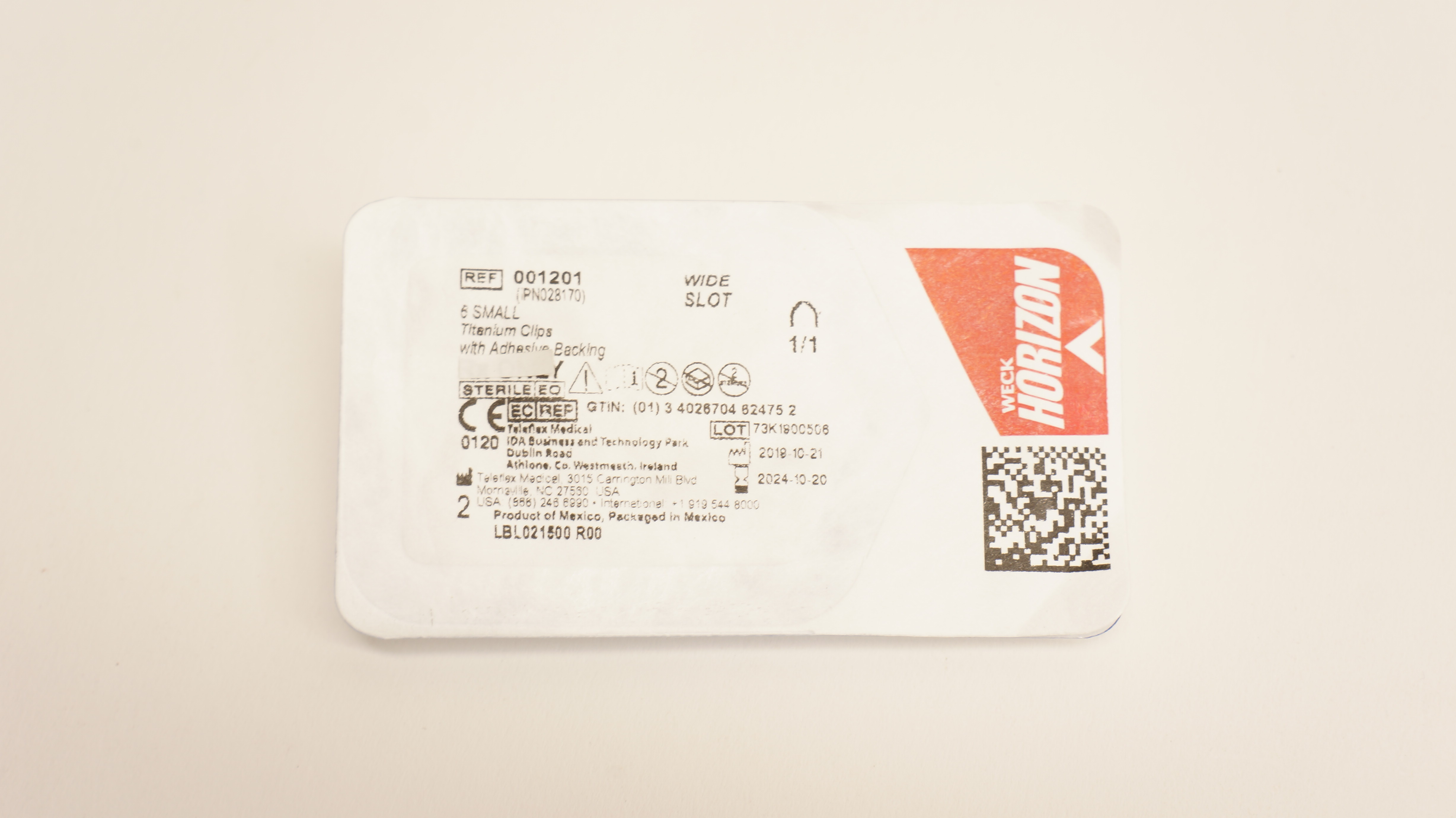 Weck Horizon 001201 Teleflex 6 Small Titanium Clips with Adhesive Backing