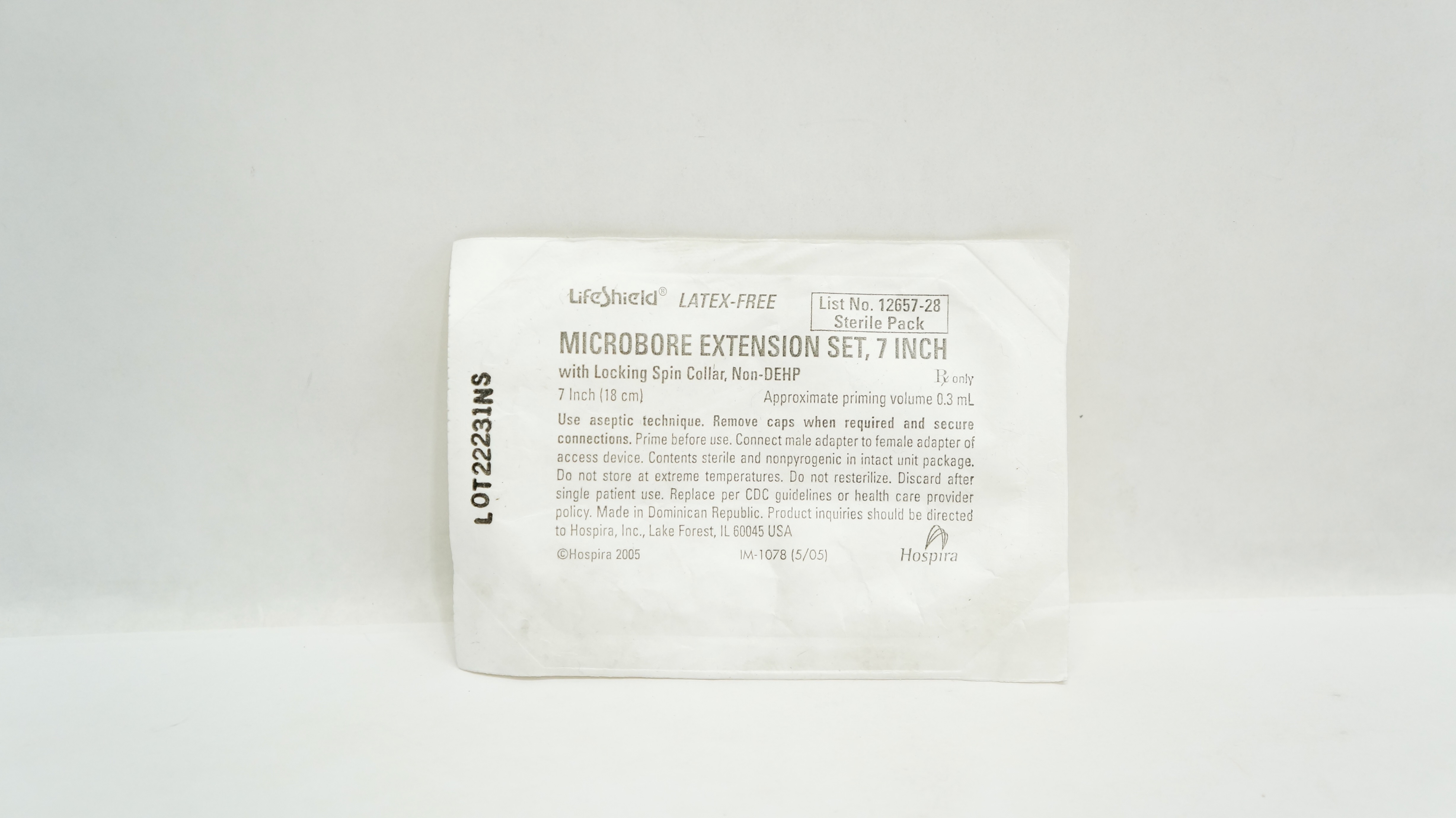 Hospira 12657-28 Microbore Extension Set w/Locking Spin Collar 7inch x 0.3mL