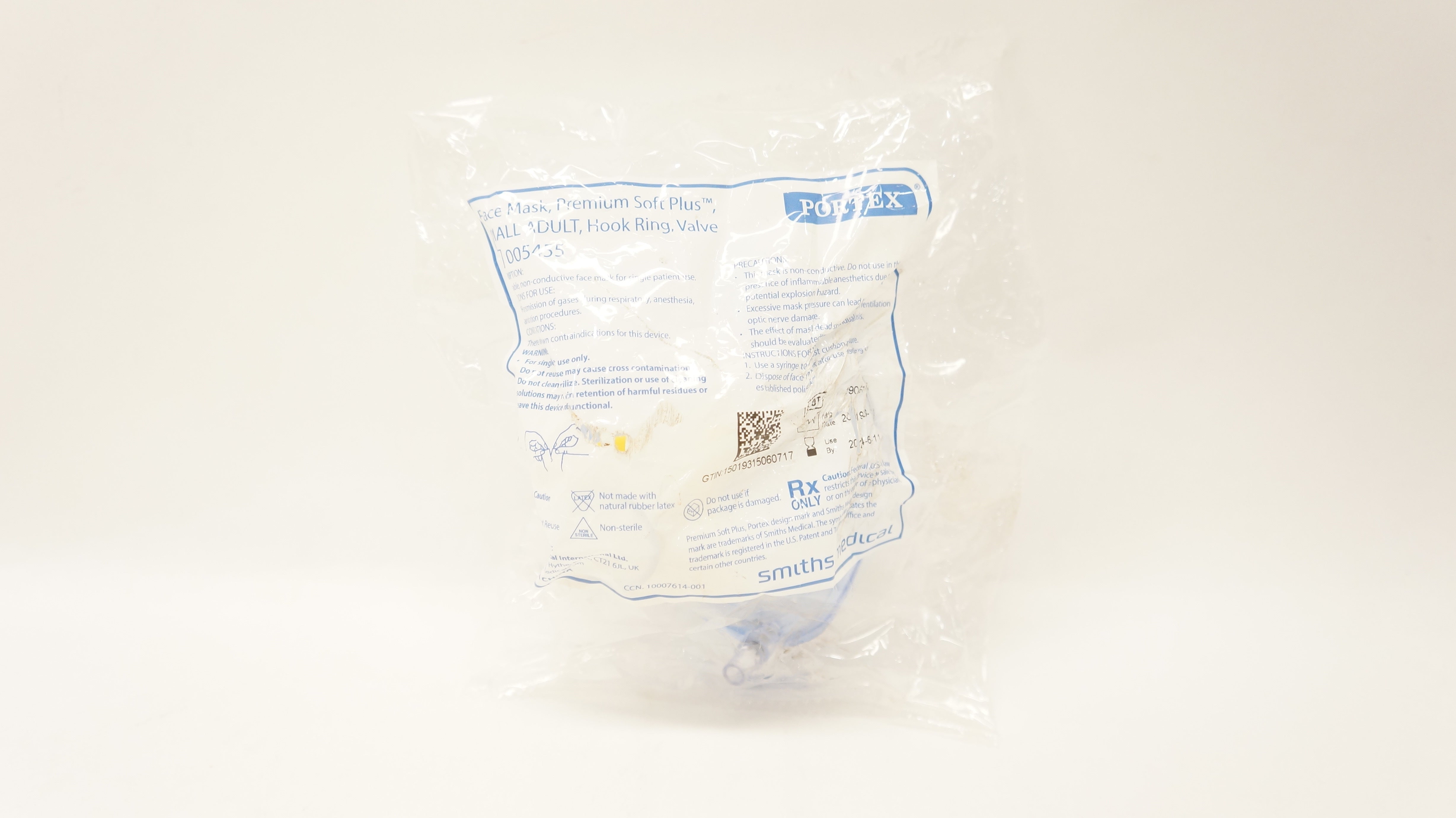 Smiths Medical 005455 Portex Premium Soft Plus Face Mask, Small