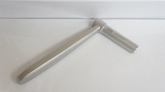 Karl Storz 28729HD Cannulated Drill Sleeve, Diamteret: 9cm