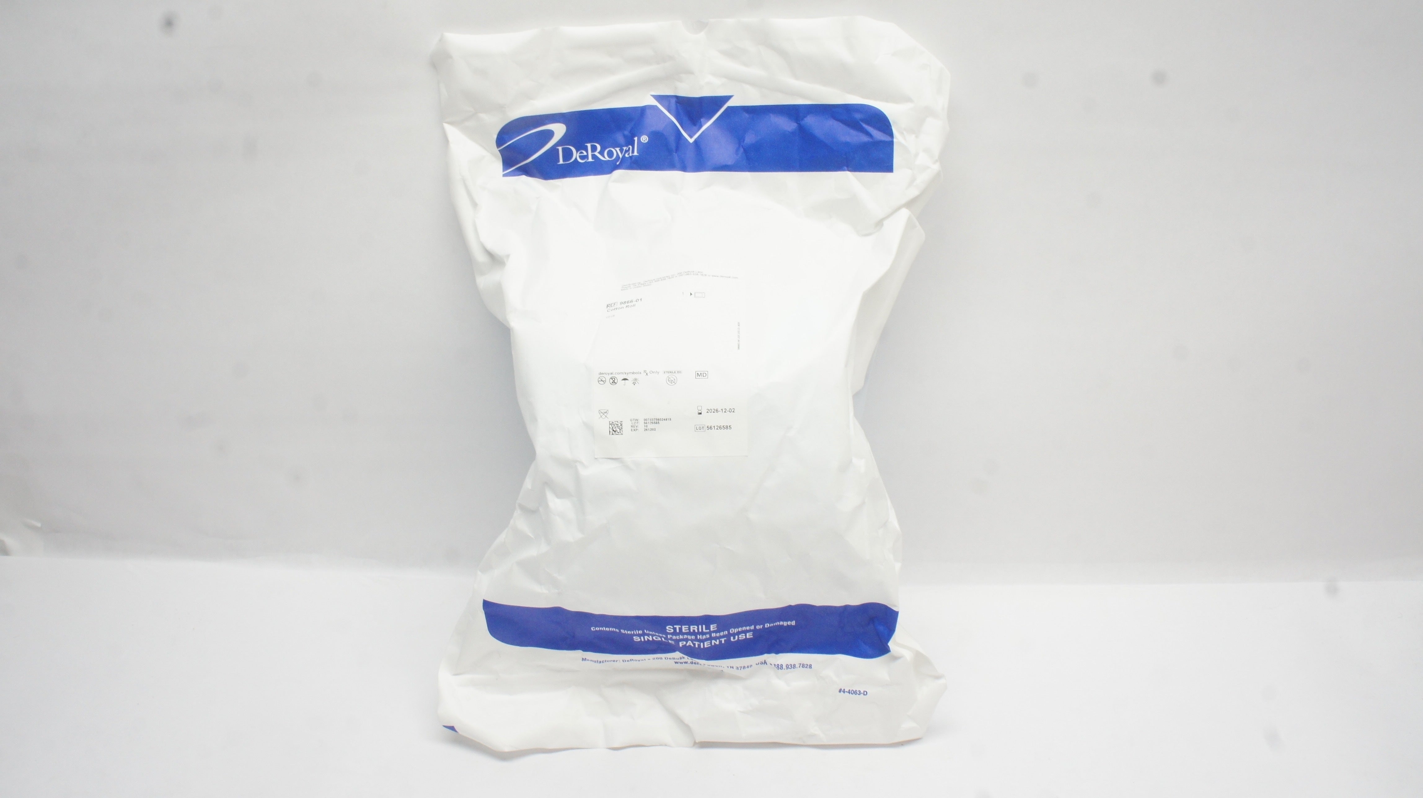 DeRoyal 9866-01 Cotton Roll 1/2LB