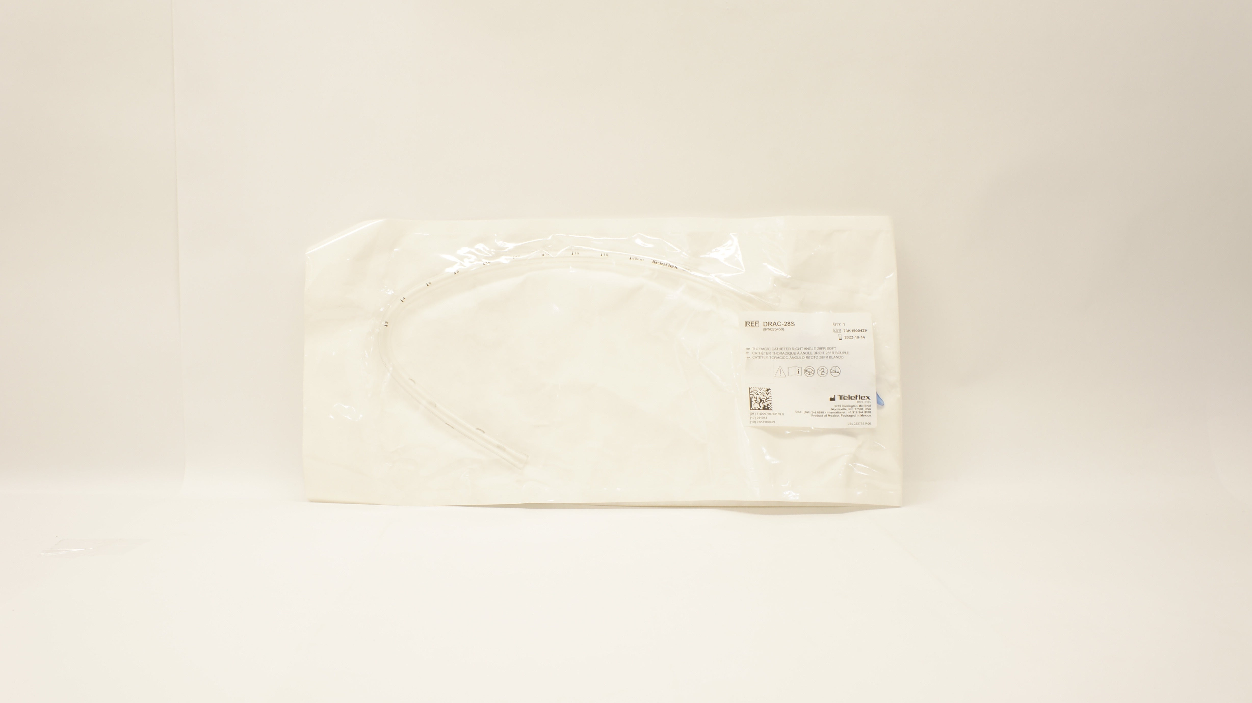 Teleflex DRAC-28S Thoracic Cath. Right Angle 28Fr. Soft