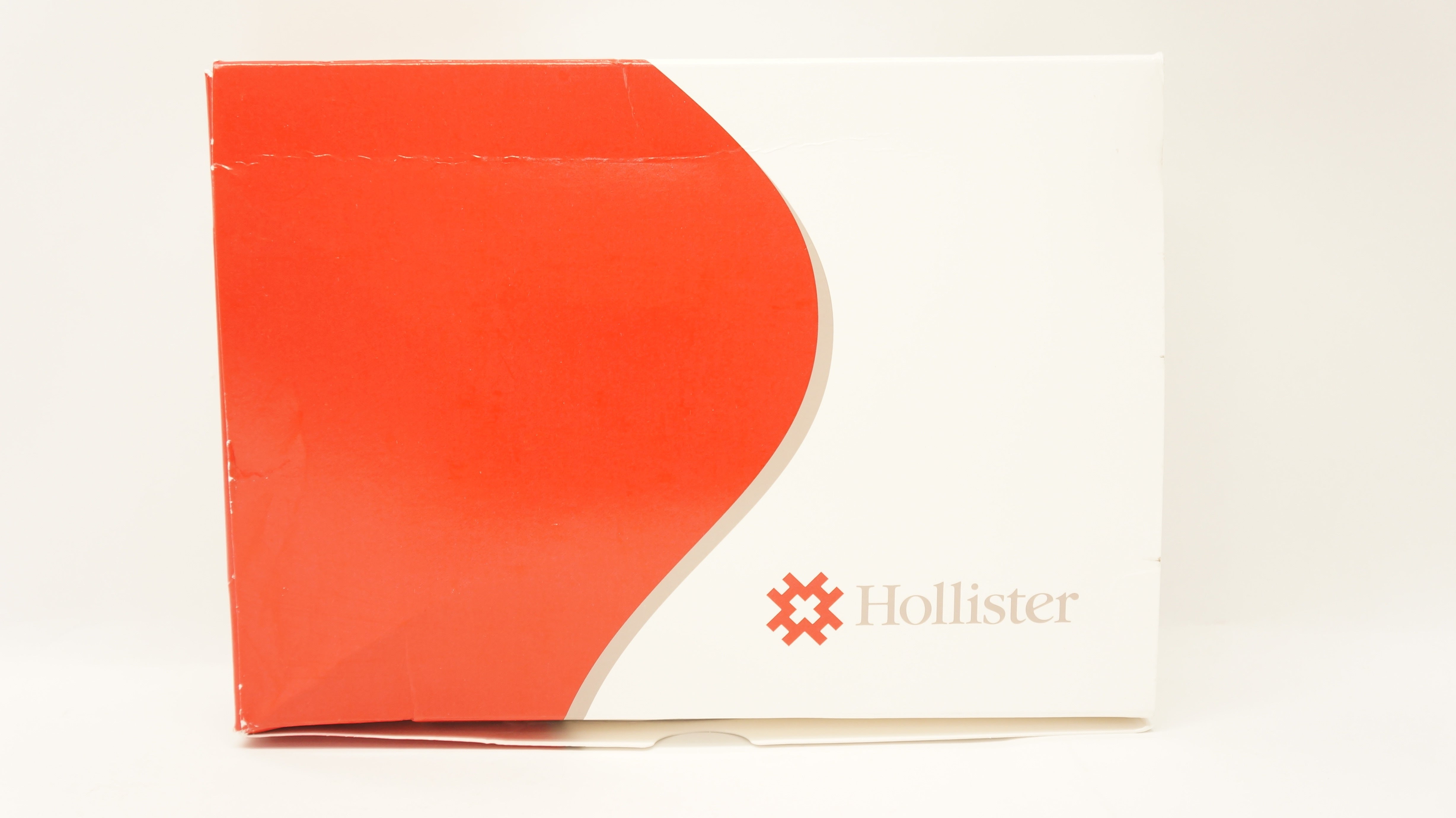 Hollister 18004 New Image Drainable Ostomy Pouch  2-3/4inch (x) - Box of 10