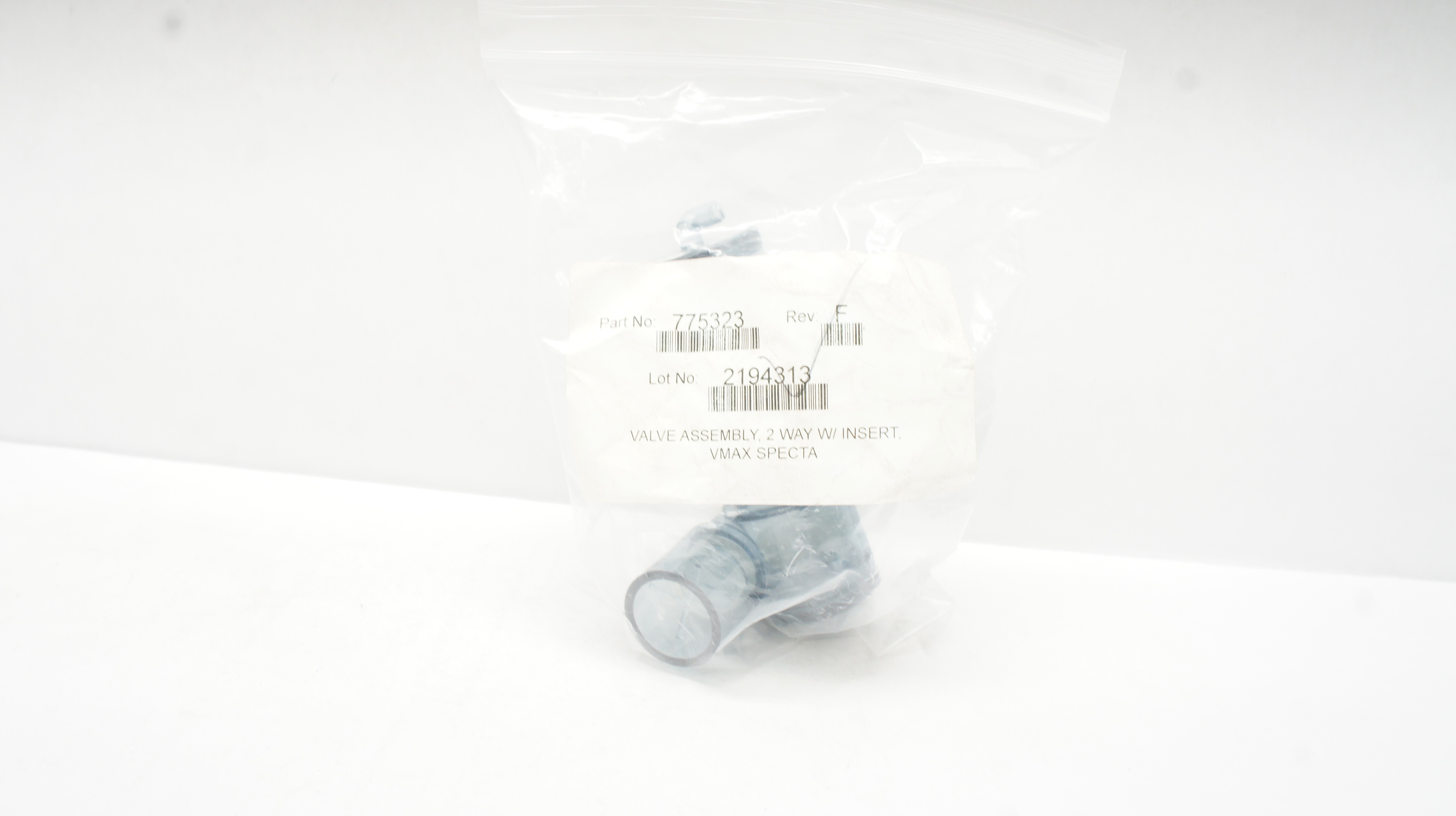 775323 VALVE ASSEMBLY, 2 WAY WITH INSERT VMAX SPECTA