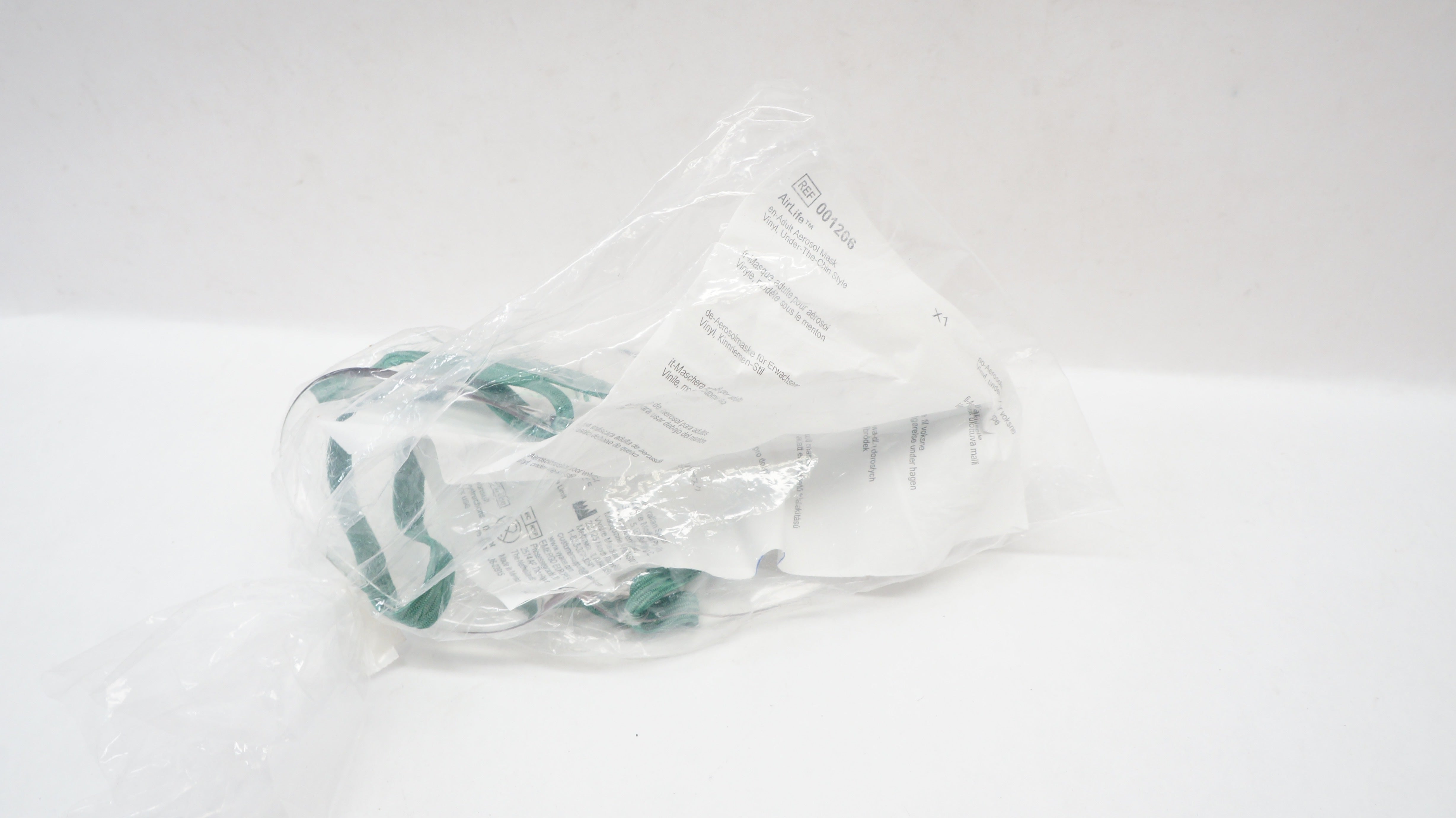 Vyaire 001206 AirLife Adult Aerosol Mask Vinyl Under-The-Chin Style