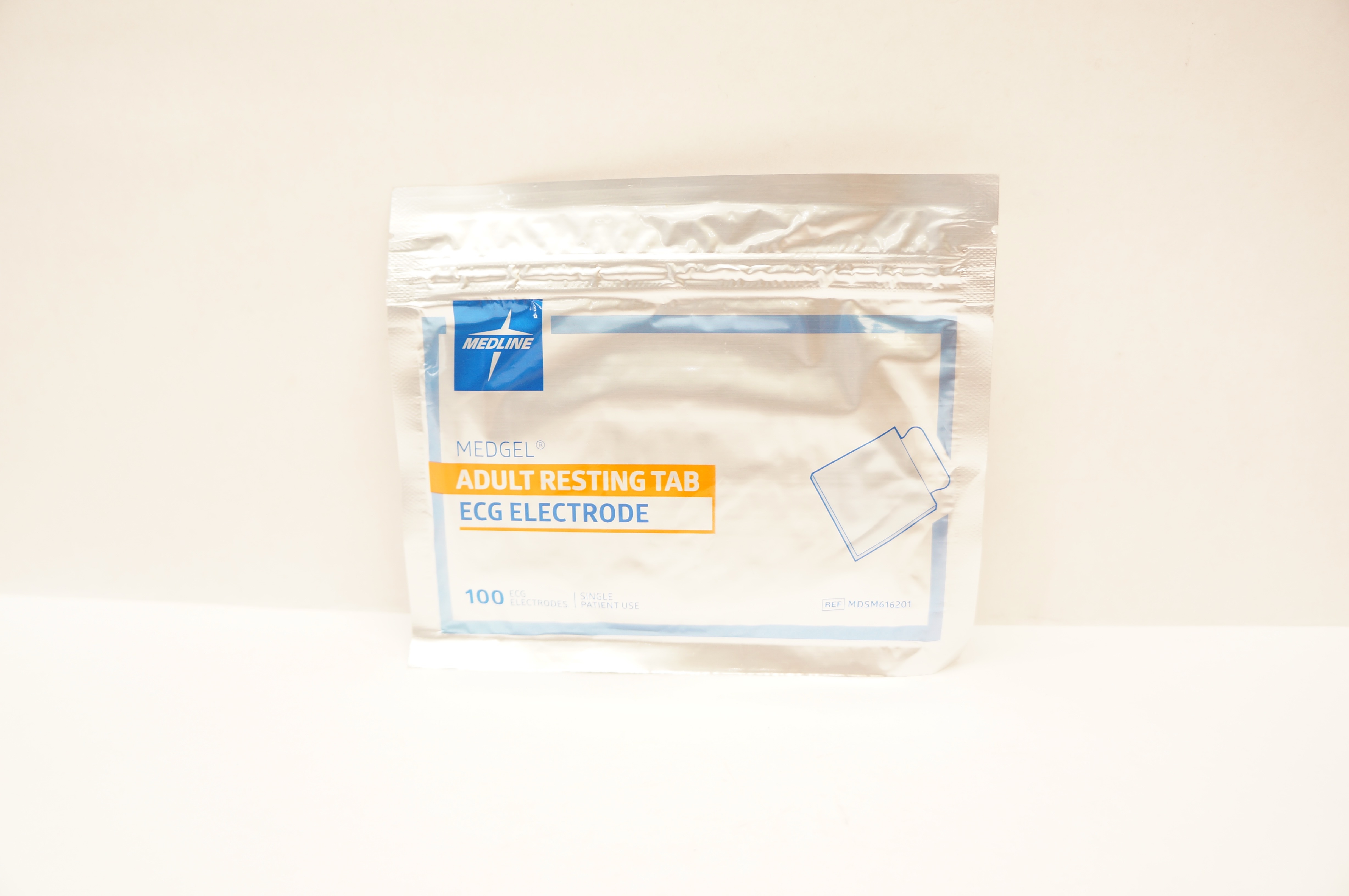 Medline MDSM616201 Medgel Adult Resting Tab ECG Electrode (x) - Pack of 100