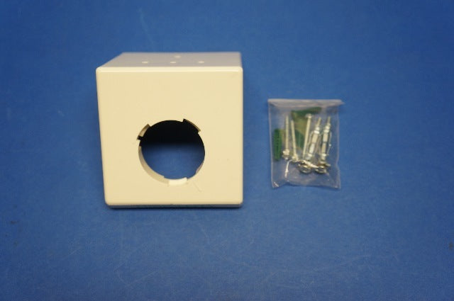 Molnlycke Health NDC 0038-0599-96  Wall Bracket With Mounting Hardware