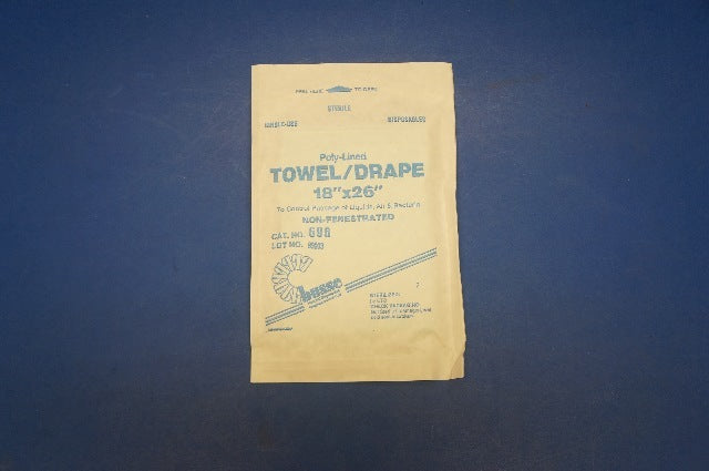 Busse 696 Poly-Lined Towel/Drapes 18inch x 26inch - Case of 300