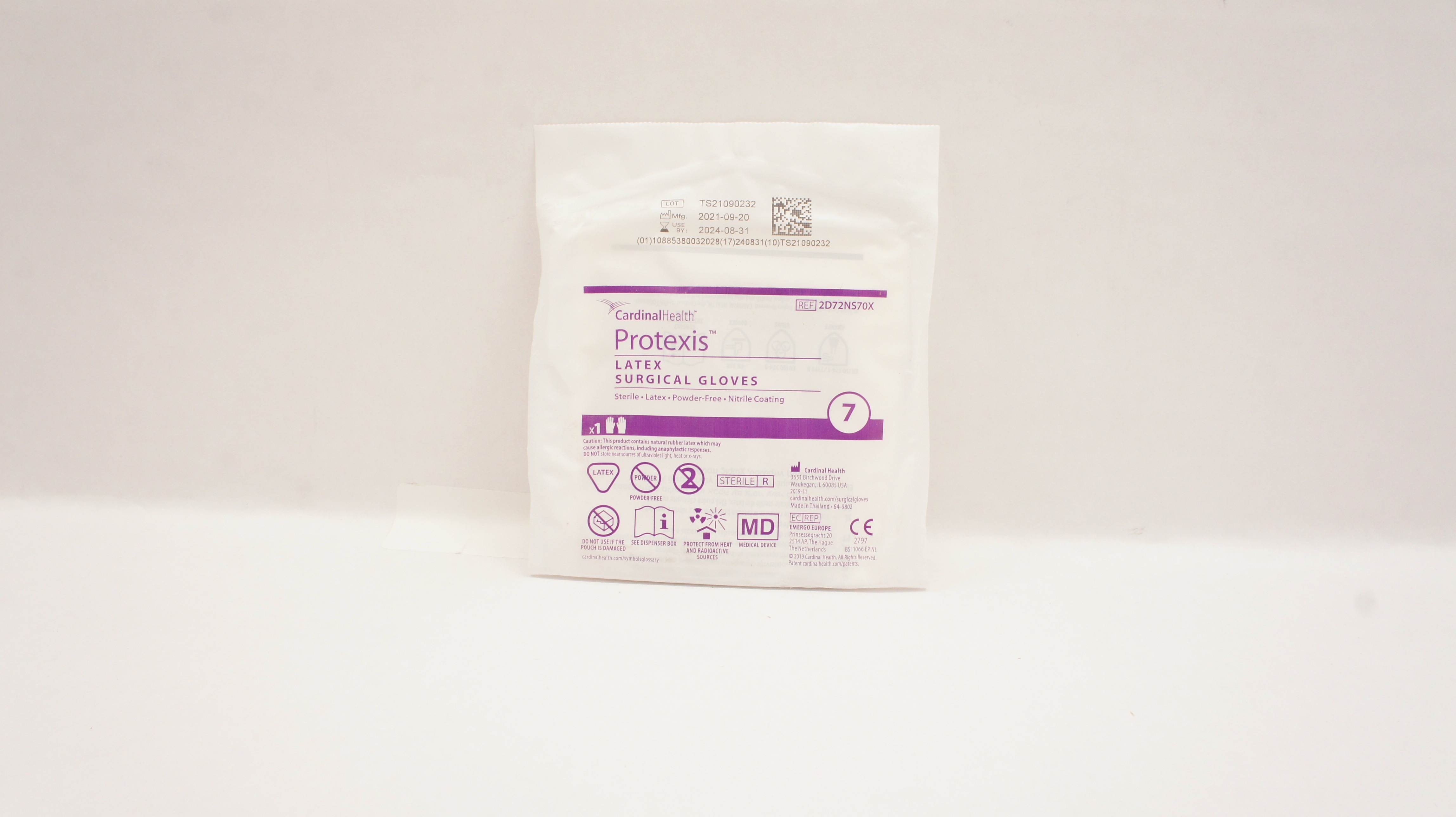 Cardinal Health 2D72NS70X Protexis Latex Sterile Powder-Free Surgical Gloves 7
