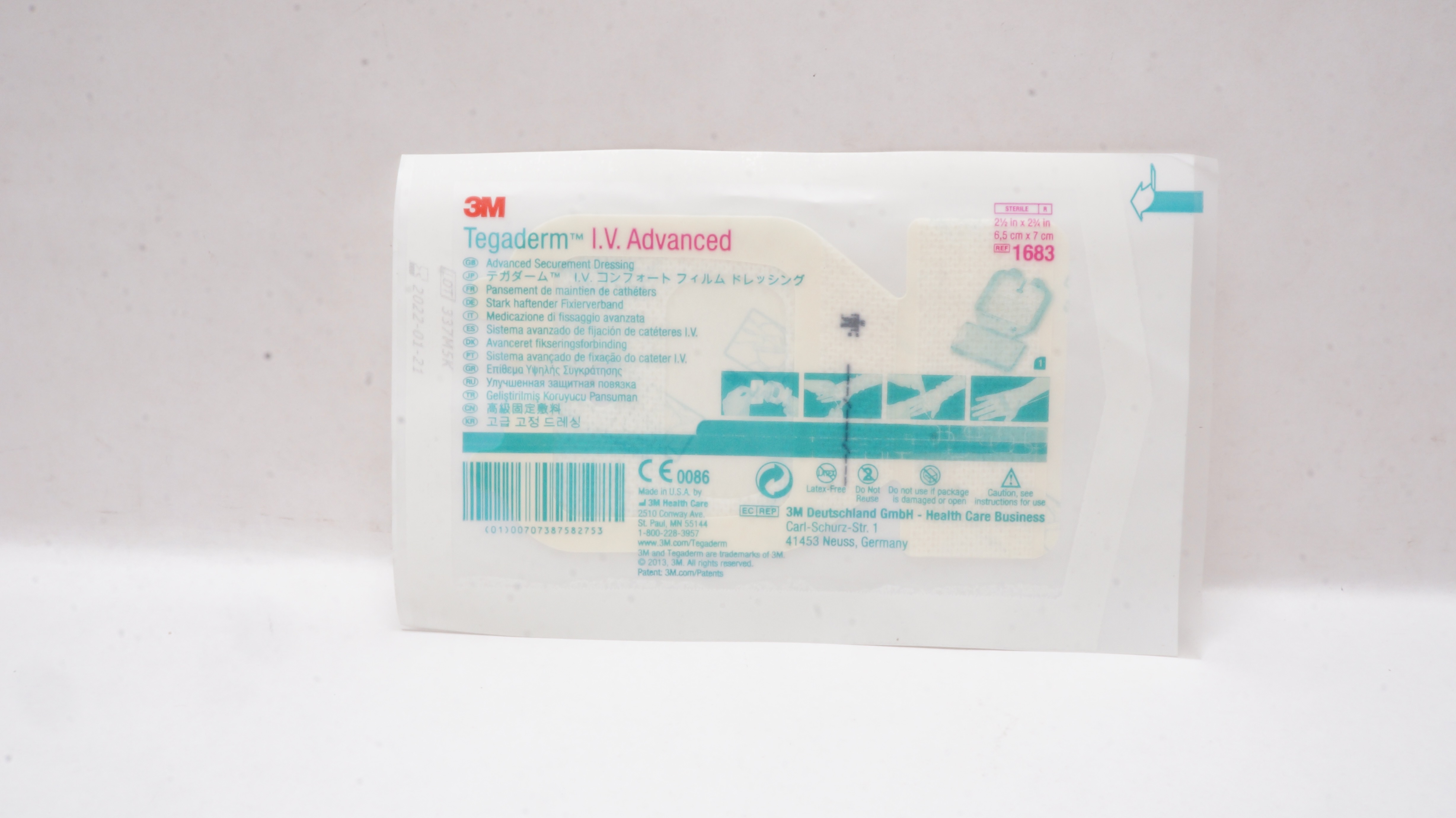 3M 1683 Tegaderm IV Advanced Securement Dressing 2-1/2inch x 2-3/4inch (x)