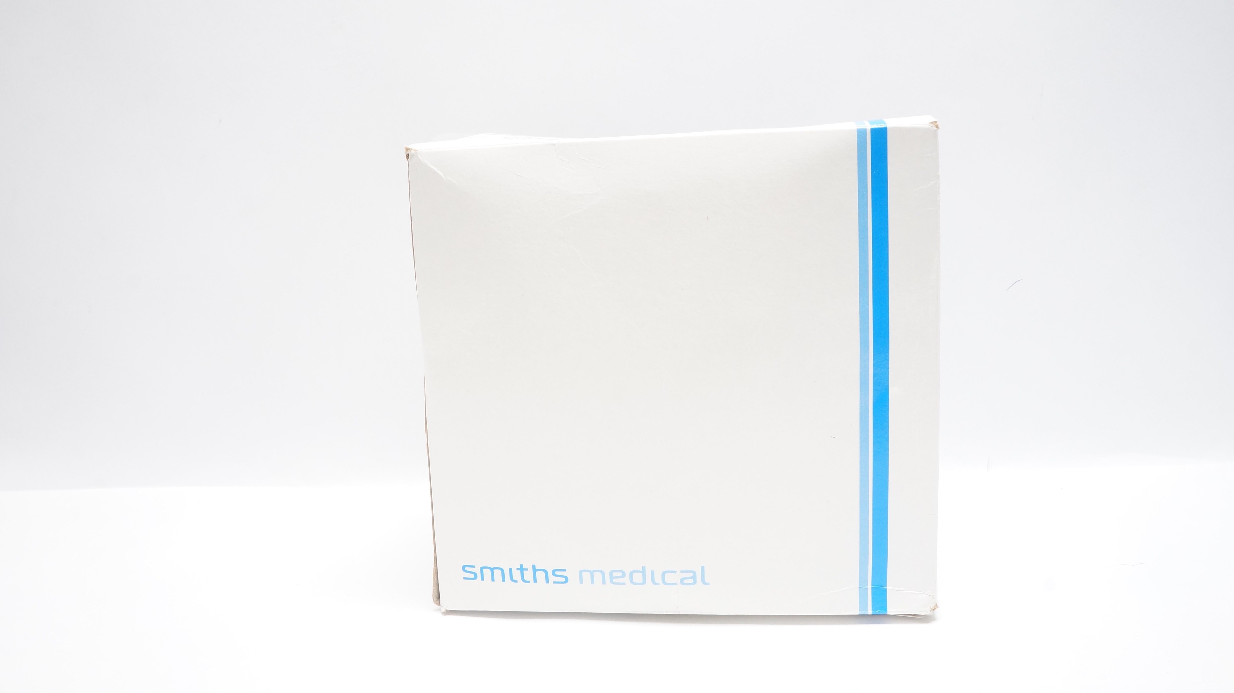 Smiths Medical 3352 Jelco Acuvance Plus Safety IV Cath. 16G x 2inch - Box of 50
