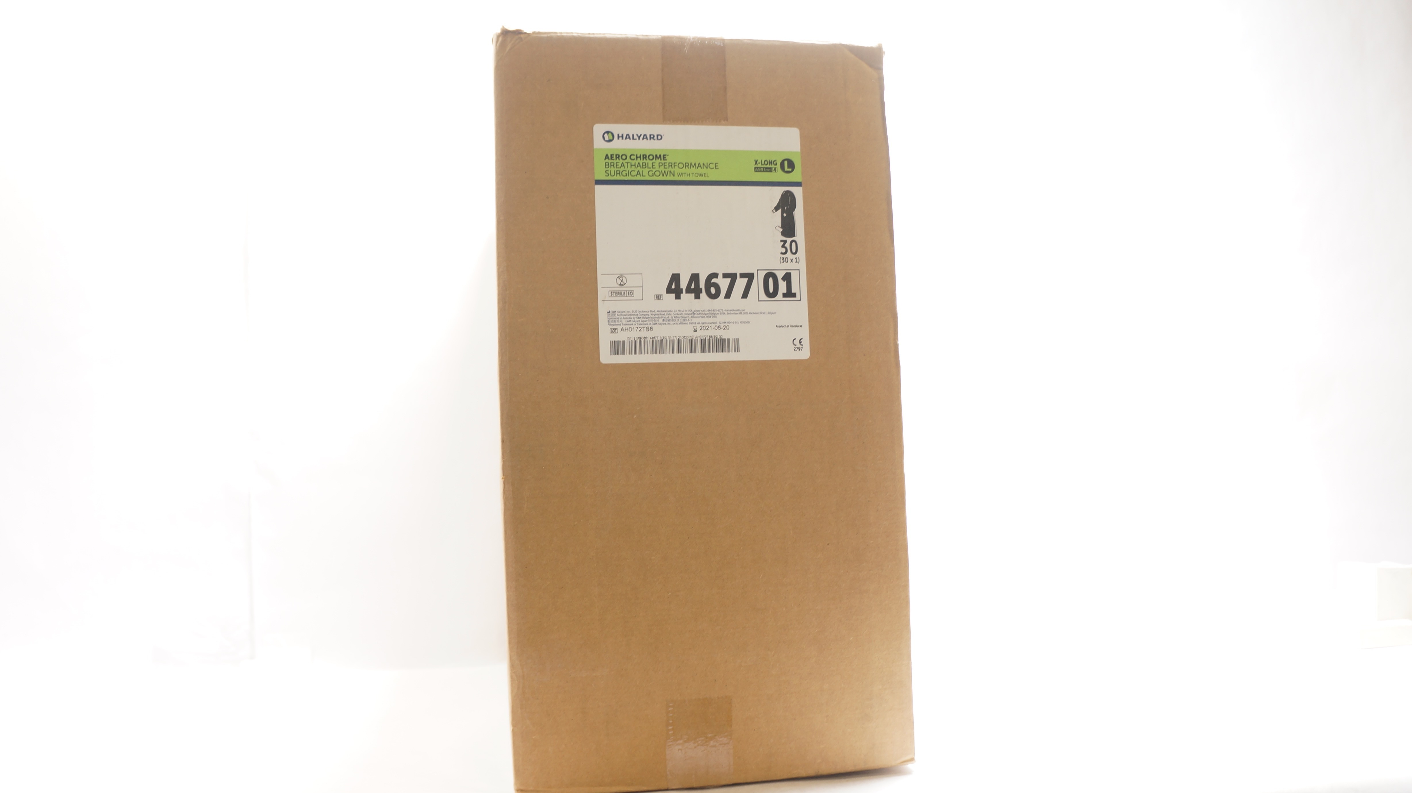 Halyard 4467701 Aero Chrome Breathable Surgical Gown AAMI 4, XL (x) - Box of 30