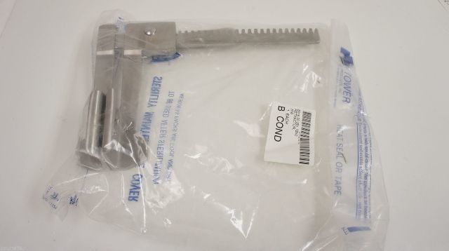 Grieshaber Finocchieto Rib Retractor Medium Fenestrated Blade