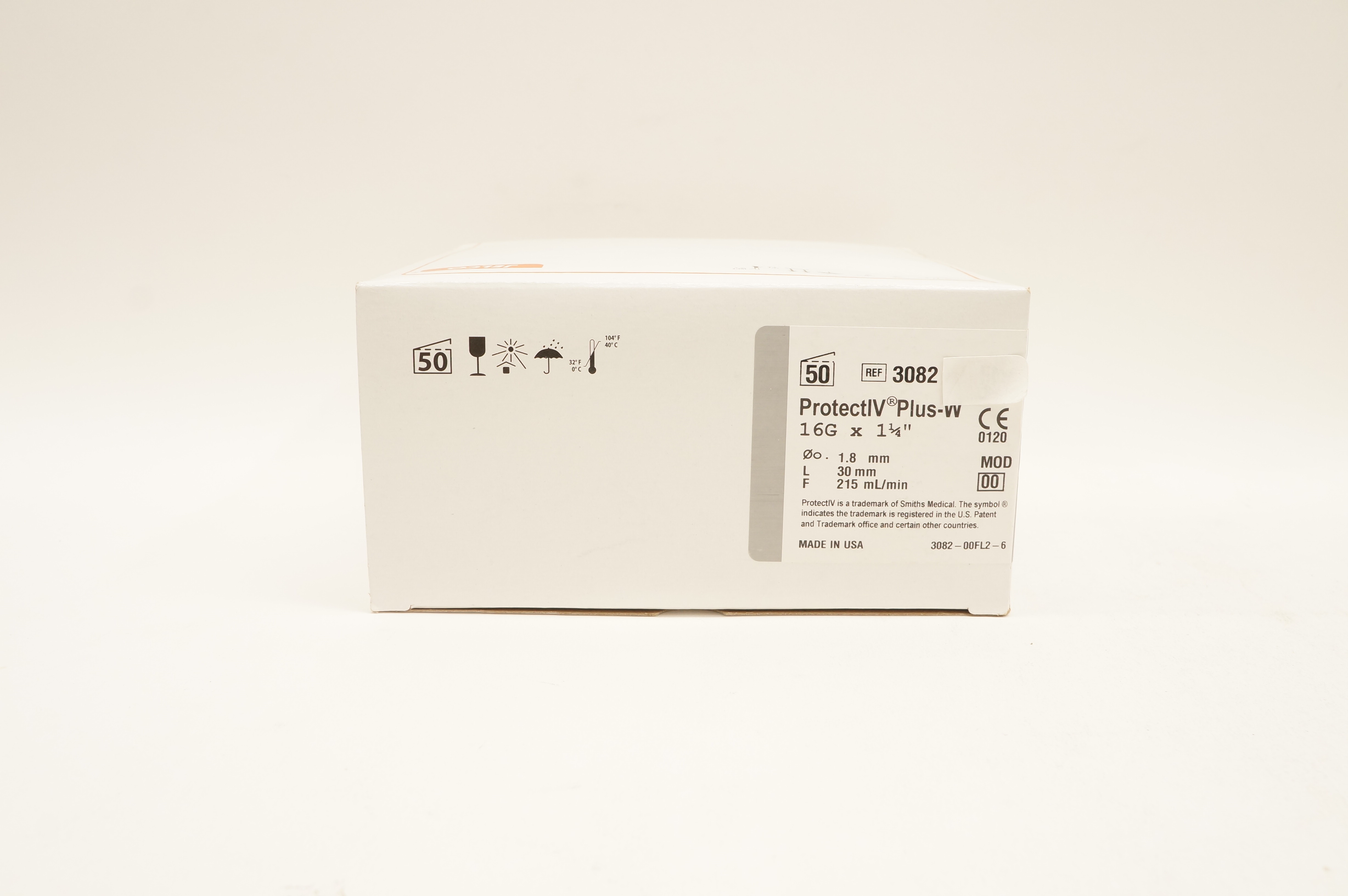 Smiths Medical 3082 Protect IV Plus-vv Safety Cath. 16Gx1 1/4inch - Box of 50(x)