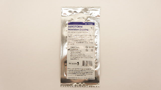 Derma Sciences 77034 Xeroform Petrolatum Dressing 1inch x 8inch