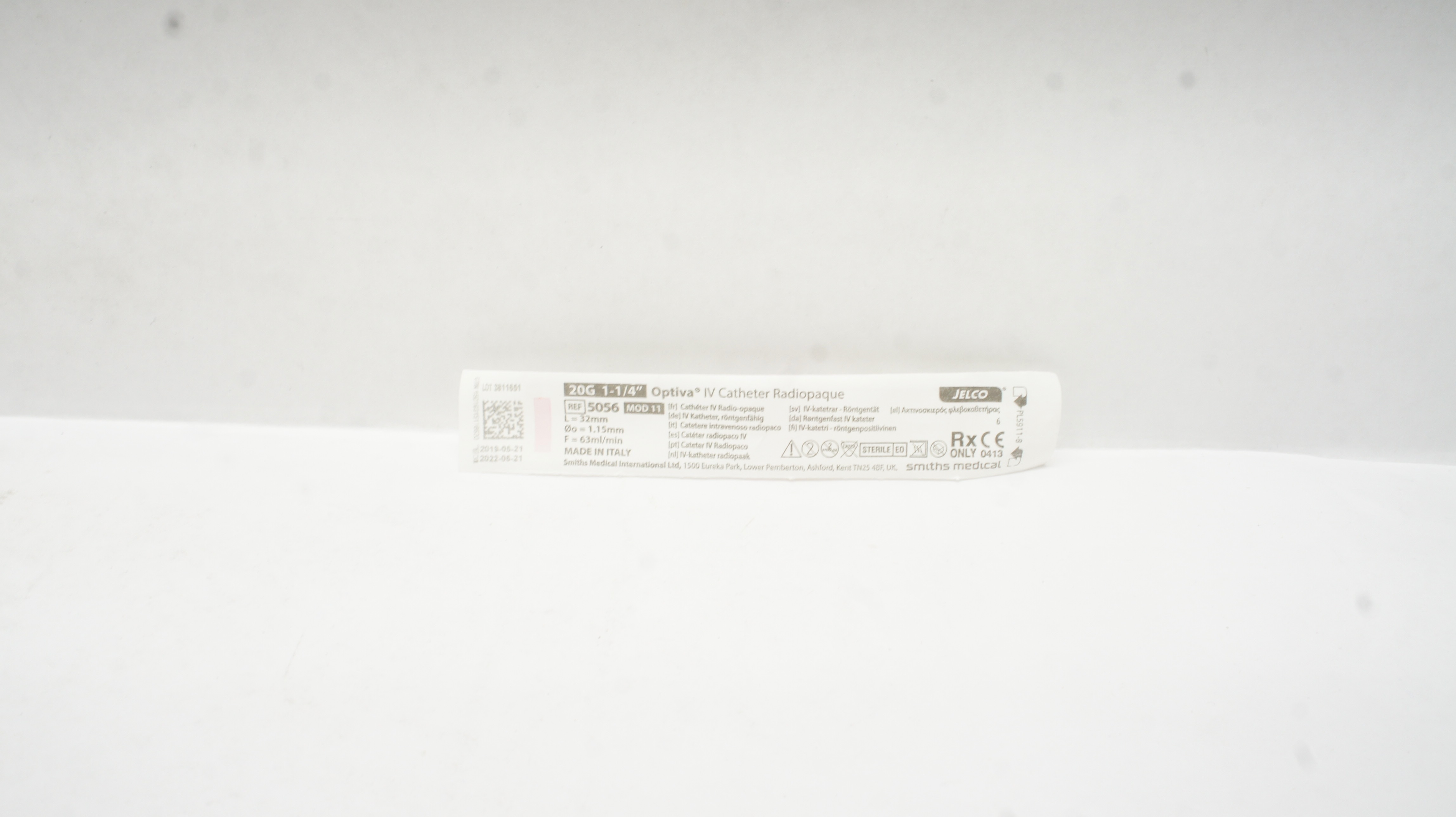 Smiths Medical 5056 Optiva IV Cath. Radiopaque MOD 11 20G 1-1/4inch (x)