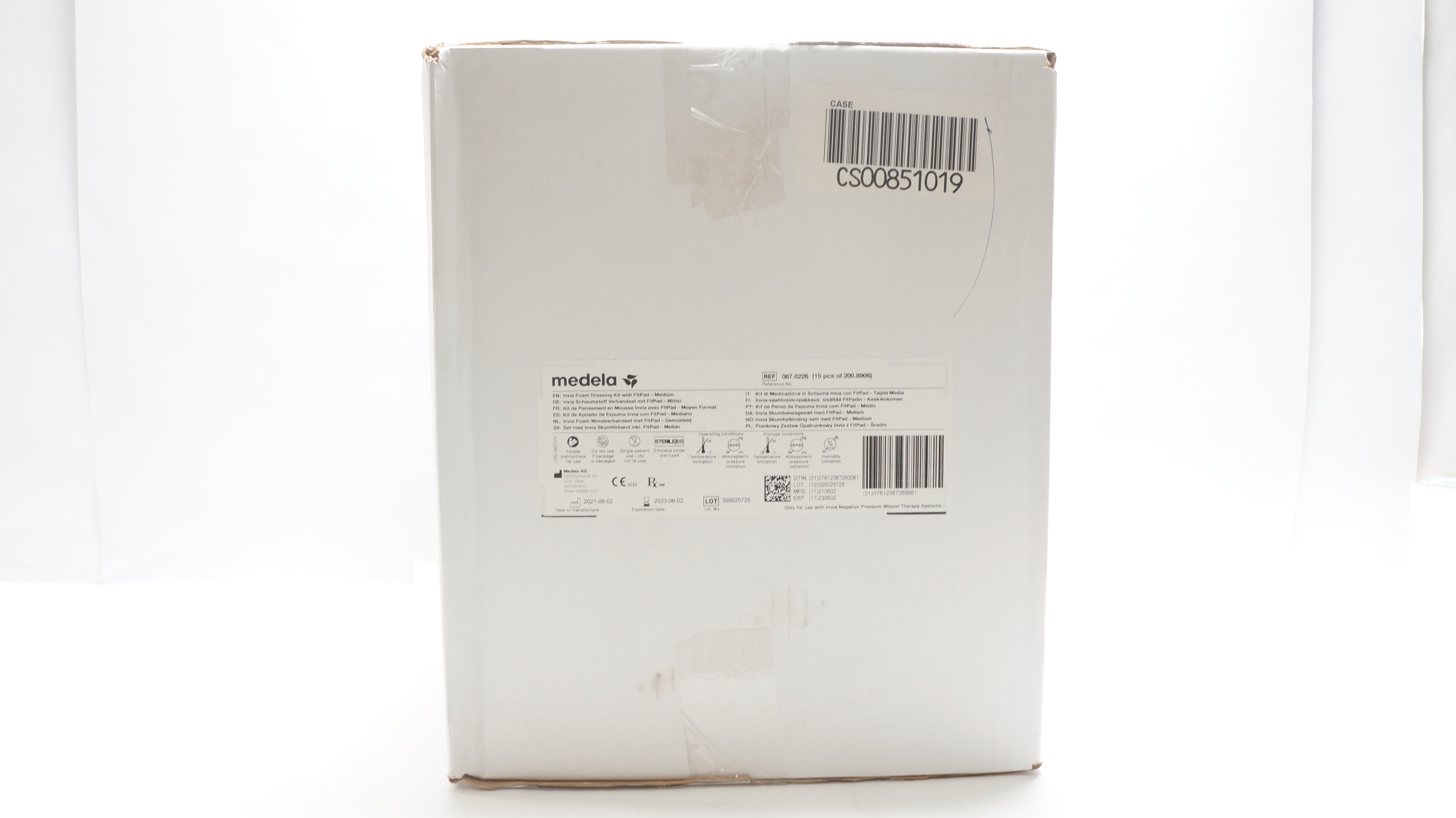 Medela 087.6226 Invia Foam Dressing Kit W/FitPad , Medium (x) - Box of 15