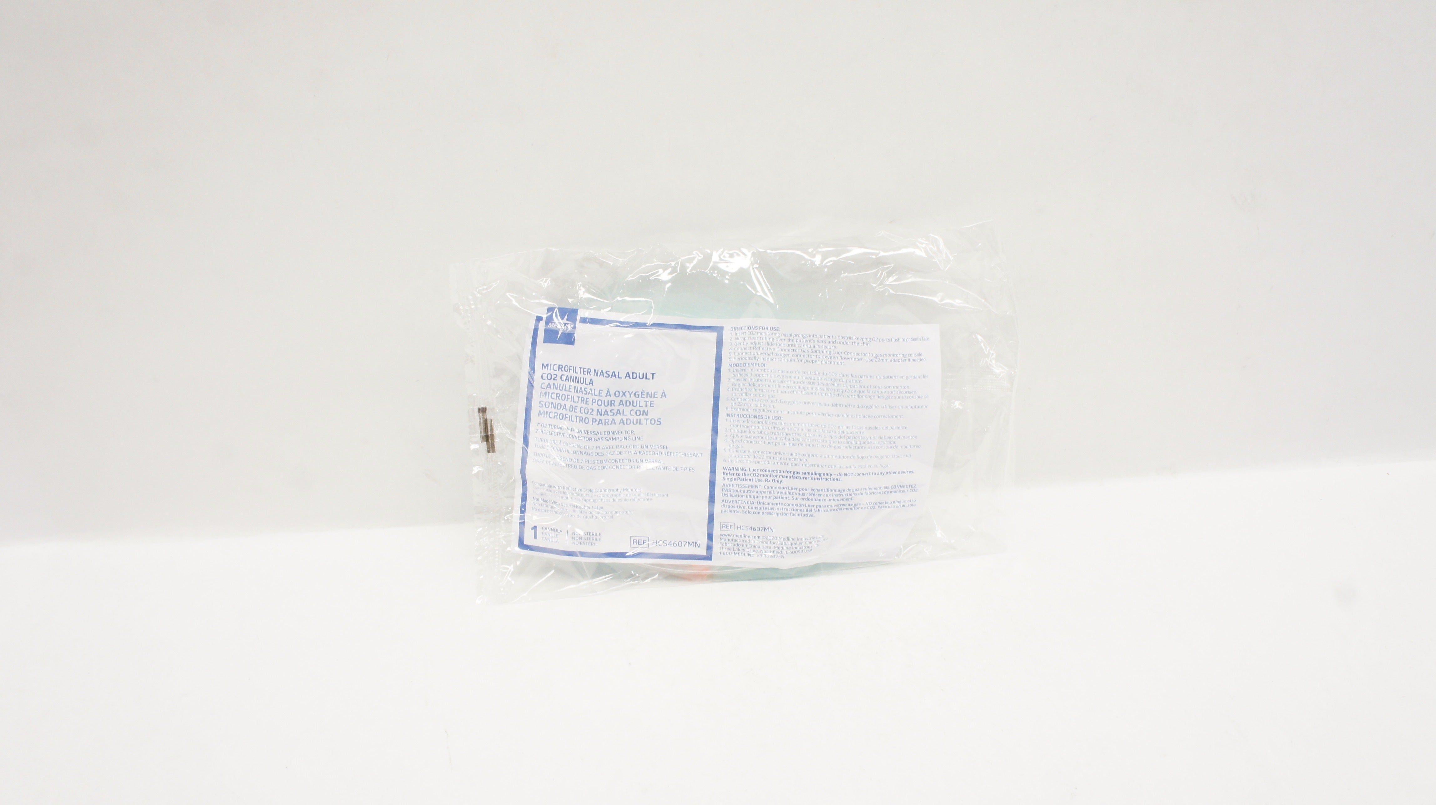 Medline HCS4607MN MicroFilter Nasal Adult CO2 Cannula 7ft. Tubing w/Connector
