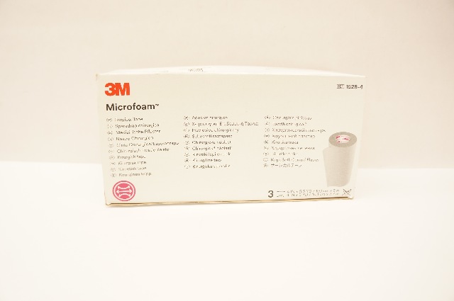 3M 1528-4 Microfoam Surgical Tape 4 inch x 5.5yd 4 inch x 3yd - Box of 3